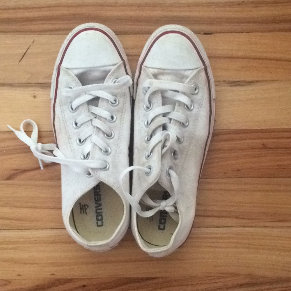 White low top converse